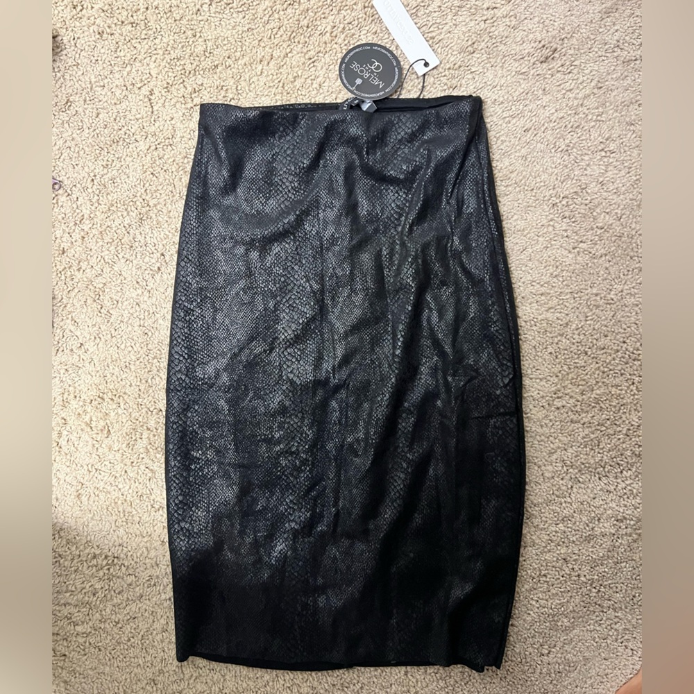 Brand new! Snake skin pencil skirt
